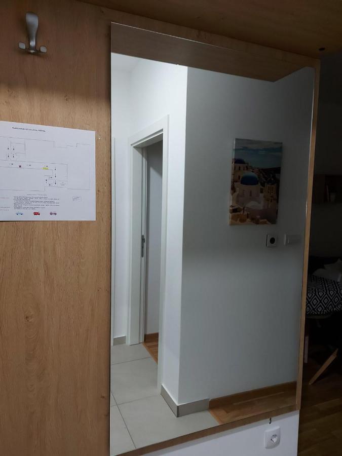 Center Firefly Gardens Apartment Novi Sad Dış mekan fotoğraf