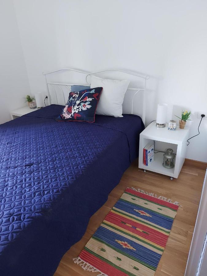Center Firefly Gardens Apartment Novi Sad Dış mekan fotoğraf